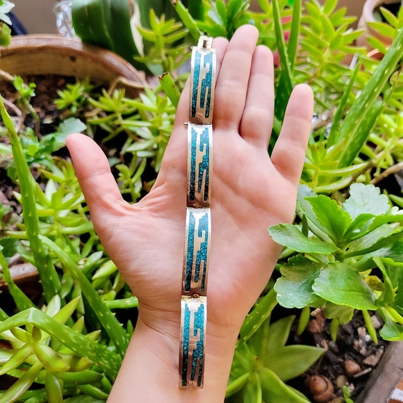 Vintage Alarci Native American Inlaid Turquoise Bracelet - Picture 3 of 15